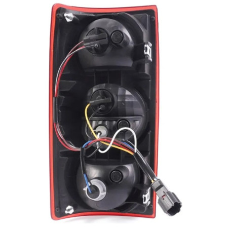 FAROL TRASERO IZQUIERDO JAC T6