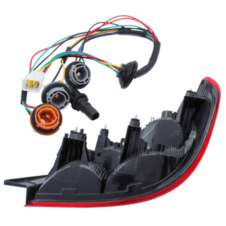 FAROL TRASERO IZQUIERDO CHEVROLET SAIL 2016 2022