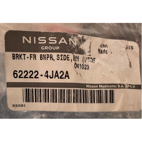 MENSULA DERECHA PARACHOQUE DELANTERO NISSAN NP300 2015 2024 ORIGINAL