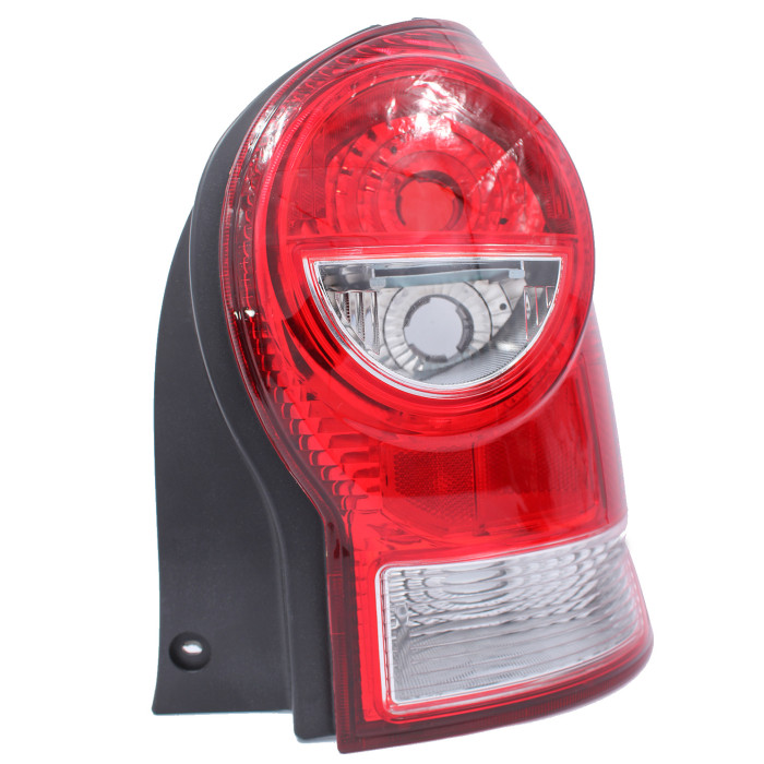 FAROL TRASERO DERECHO SUZUKI...